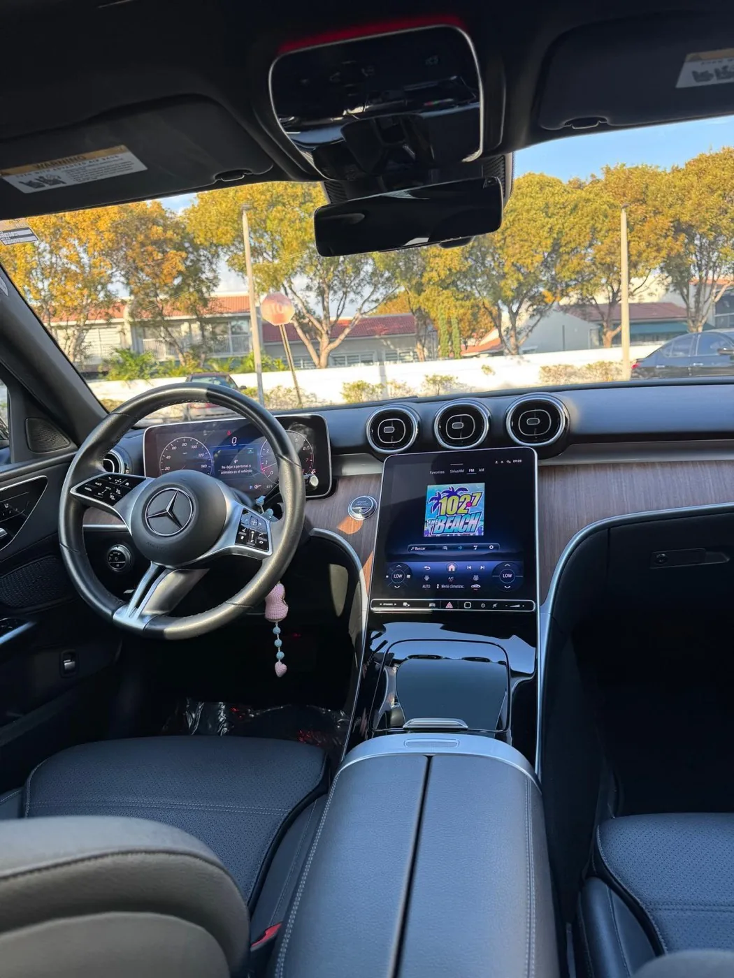 Mercedes-Benz C300 2025 in Miami, photo 5