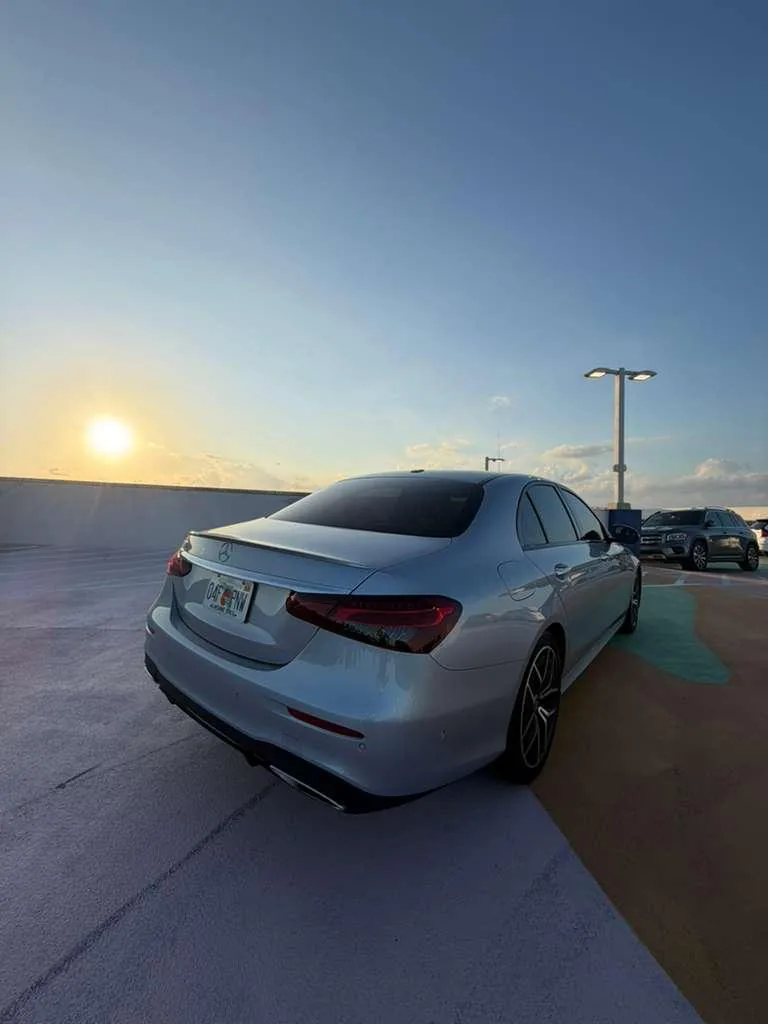 Mercedes-Benz E350 2023 in Miami, photo 2